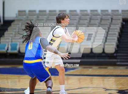 Thumbnail 2 in East Ridge vs. Palatka (Florida Elk's Christmas Tournament) photogallery.