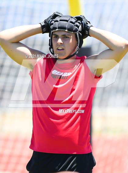 Thumbnail 3 in Mingus vs . Bradshaw Mountain (Bradshaw Mountain 7-on-7) photogallery.