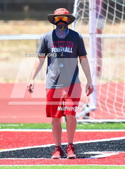 Thumbnail 3 in Mingus vs . Bradshaw Mountain (Bradshaw Mountain 7-on-7) photogallery.