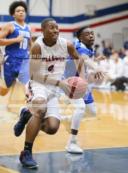 Thumbnail 2 in Triton @ Terry Sanford photogallery.