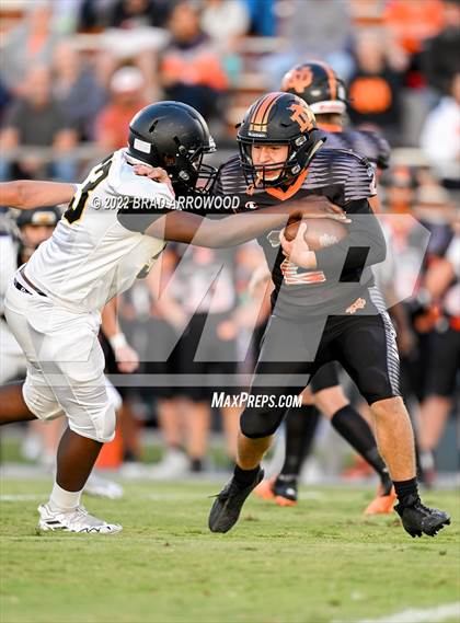 Thumbnail 2 in Montgomery Central @ North Davidson photogallery.