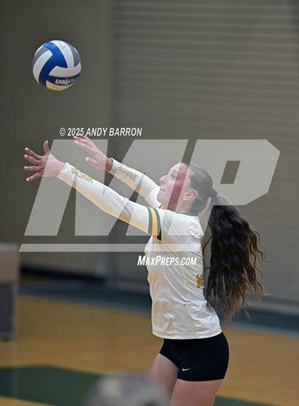 Thumbnail 3 in Galena @ Bishop Manogue photogallery.