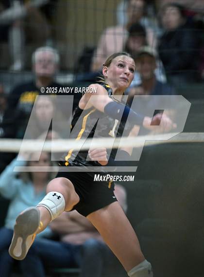 Thumbnail 3 in Galena @ Bishop Manogue photogallery.