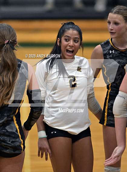 Thumbnail 2 in Galena @ Bishop Manogue photogallery.