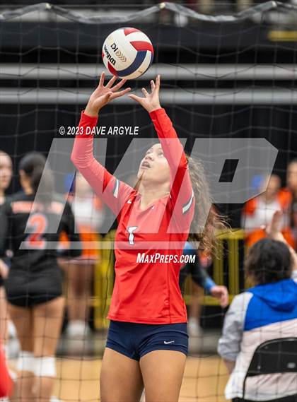 Thumbnail 1 in Bountiful vs. East (UHSAA 5A 2nd Round) photogallery.