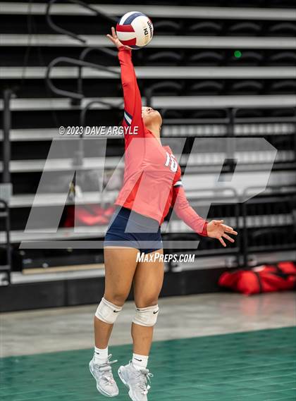 Thumbnail 3 in Bountiful vs. East (UHSAA 5A 2nd Round) photogallery.