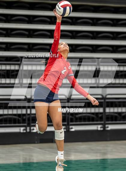 Thumbnail 1 in Bountiful vs. East (UHSAA 5A 2nd Round) photogallery.