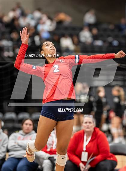 Thumbnail 1 in Bountiful vs. East (UHSAA 5A 2nd Round) photogallery.