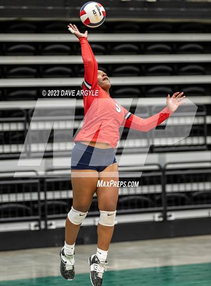 Thumbnail 2 in Bountiful vs. East (UHSAA 5A 2nd Round) photogallery.