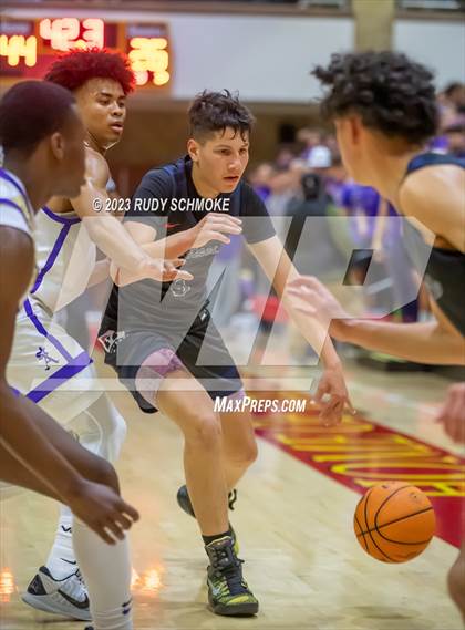 Thumbnail 1 in St. Augustine vs. Montgomery (CIF SDS Open Championship) photogallery.