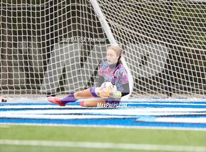 Thumbnail 2 in Bishop Grimes vs Oswego photogallery.