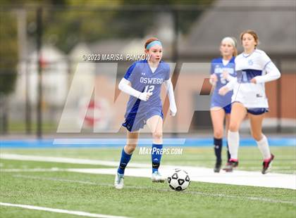 Thumbnail 1 in Bishop Grimes vs Oswego photogallery.