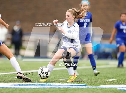 Thumbnail 3 in Bishop Grimes vs Oswego photogallery.
