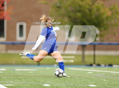 Thumbnail 2 in Bishop Grimes vs Oswego photogallery.