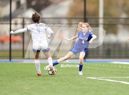 Thumbnail 3 in Bishop Grimes vs Oswego photogallery.