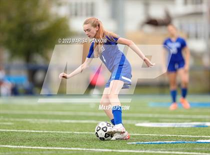 Thumbnail 3 in Bishop Grimes vs Oswego photogallery.