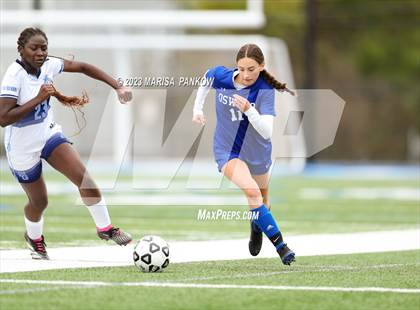 Thumbnail 3 in Bishop Grimes vs Oswego photogallery.