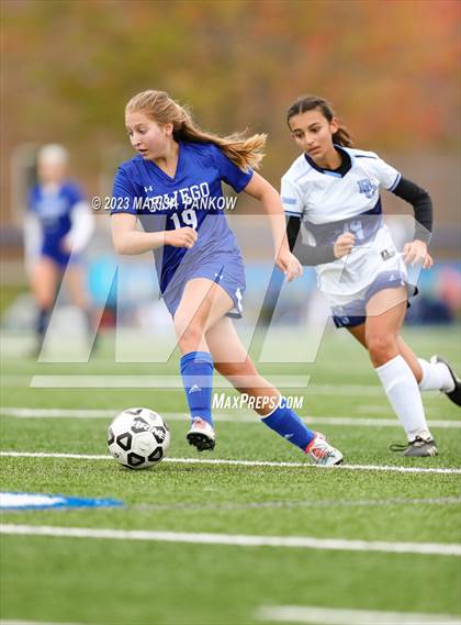 Thumbnail 1 in Bishop Grimes vs Oswego photogallery.