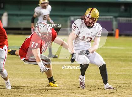 Thumbnail 2 in Catholic Memorial vs. Boston College High photogallery.