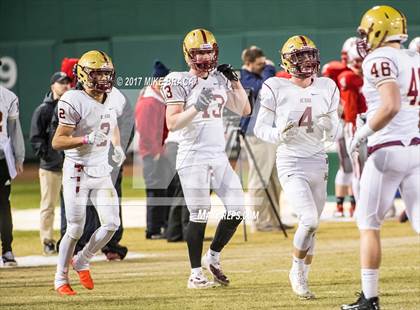 Thumbnail 3 in Catholic Memorial vs. Boston College High photogallery.