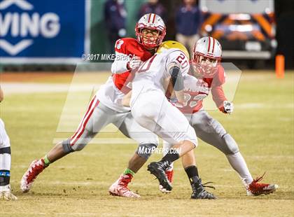 Thumbnail 2 in Catholic Memorial vs. Boston College High photogallery.