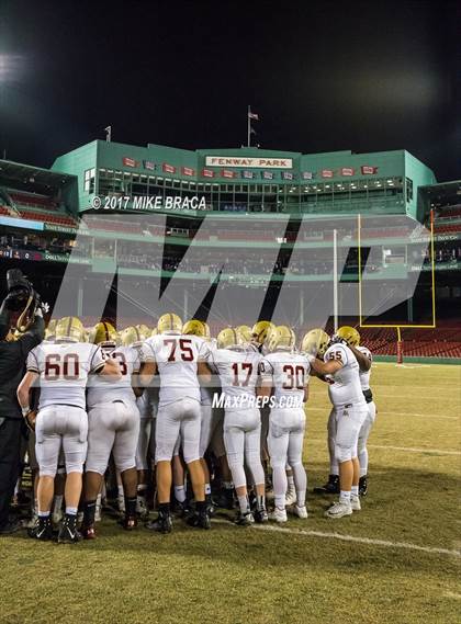 Thumbnail 3 in Catholic Memorial vs. Boston College High photogallery.