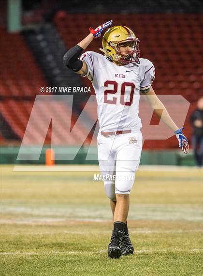Thumbnail 3 in Catholic Memorial vs. Boston College High photogallery.