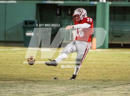 Thumbnail 1 in Catholic Memorial vs. Boston College High photogallery.