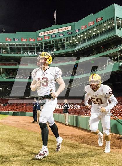 Thumbnail 3 in Catholic Memorial vs. Boston College High photogallery.