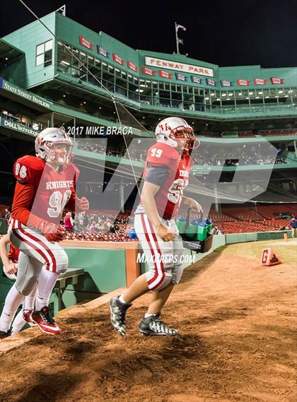 Thumbnail 2 in Catholic Memorial vs. Boston College High photogallery.