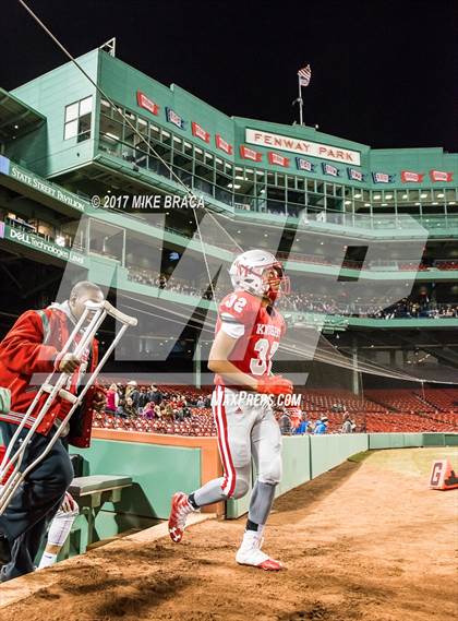 Thumbnail 3 in Catholic Memorial vs. Boston College High photogallery.
