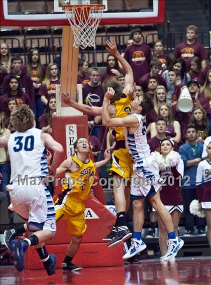 Thumbnail 2 in Central Valley Christian vs Sierra (CIF CS D4 Final) photogallery.