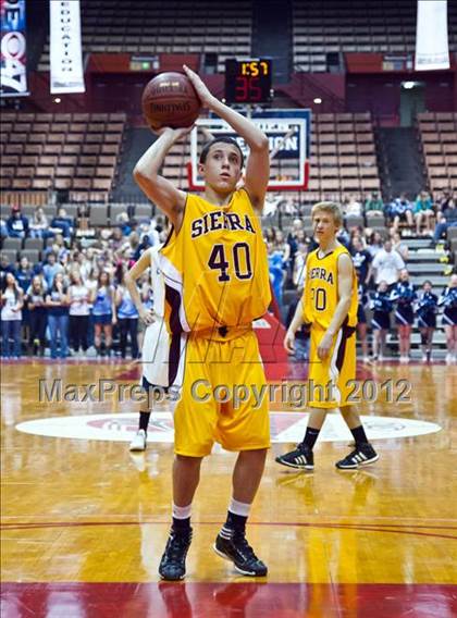 Thumbnail 1 in Central Valley Christian vs Sierra (CIF CS D4 Final) photogallery.