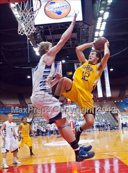 Thumbnail 2 in Central Valley Christian vs Sierra (CIF CS D4 Final) photogallery.