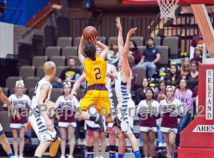 Thumbnail 1 in Central Valley Christian vs Sierra (CIF CS D4 Final) photogallery.