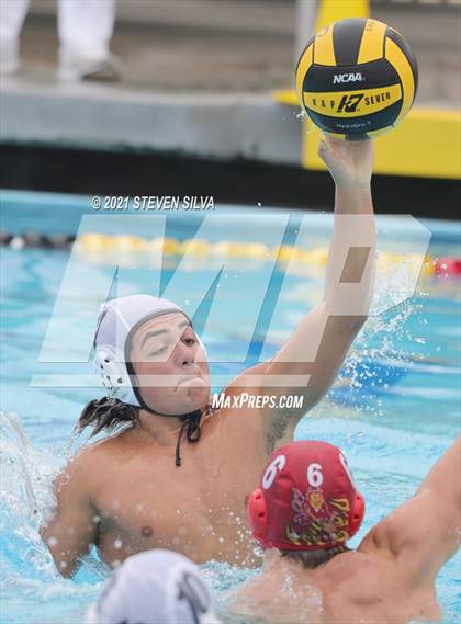 Thumbnail 2 in Hilltop vs. Mt. Carmel (CIF SDS D2 Quarterfinal) photogallery.