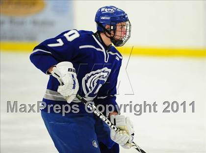 Thumbnail 3 in Darien @ Staples/Weston/Shelton photogallery.