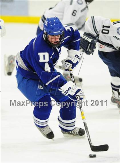 Thumbnail 3 in Darien @ Staples/Weston/Shelton photogallery.