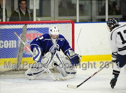 Thumbnail 2 in Darien @ Staples/Weston/Shelton photogallery.