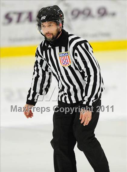 Thumbnail 3 in Darien @ Staples/Weston/Shelton photogallery.