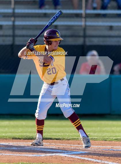 Thumbnail 2 in Ray vs Dripping Springs (UIL 5A Regional Semifinal) photogallery.