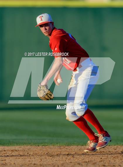 Thumbnail 3 in Ray vs Dripping Springs (UIL 5A Regional Semifinal) photogallery.