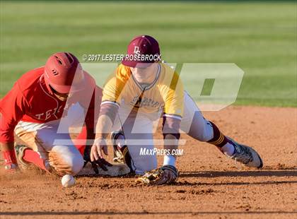 Thumbnail 1 in Ray vs Dripping Springs (UIL 5A Regional Semifinal) photogallery.
