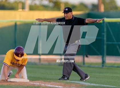 Thumbnail 2 in Ray vs Dripping Springs (UIL 5A Regional Semifinal) photogallery.