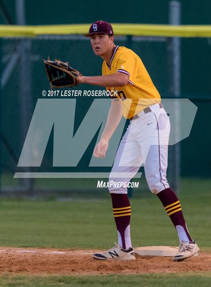 Thumbnail 3 in Ray vs Dripping Springs (UIL 5A Regional Semifinal) photogallery.