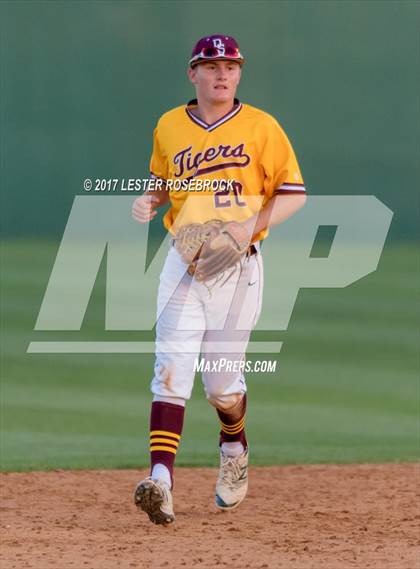 Thumbnail 1 in Ray vs Dripping Springs (UIL 5A Regional Semifinal) photogallery.