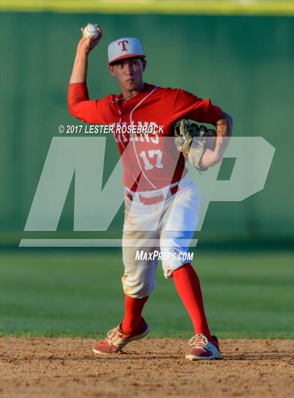 Thumbnail 1 in Ray vs Dripping Springs (UIL 5A Regional Semifinal) photogallery.