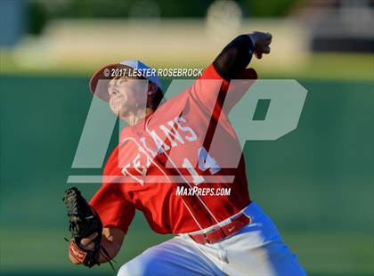 Thumbnail 3 in Ray vs Dripping Springs (UIL 5A Regional Semifinal) photogallery.