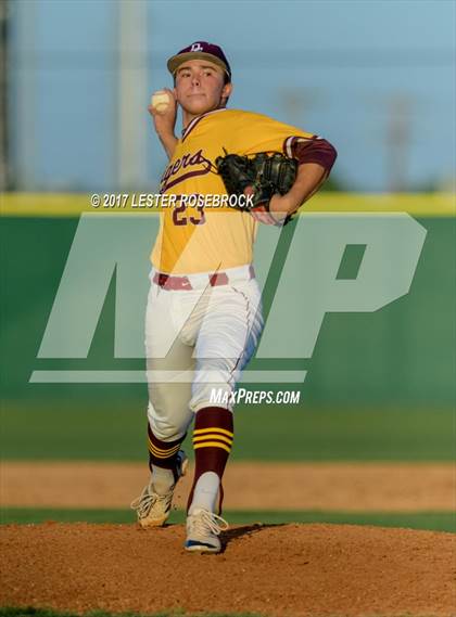 Thumbnail 3 in Ray vs Dripping Springs (UIL 5A Regional Semifinal) photogallery.