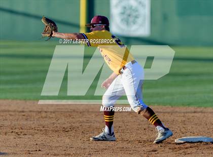Thumbnail 3 in Ray vs Dripping Springs (UIL 5A Regional Semifinal) photogallery.